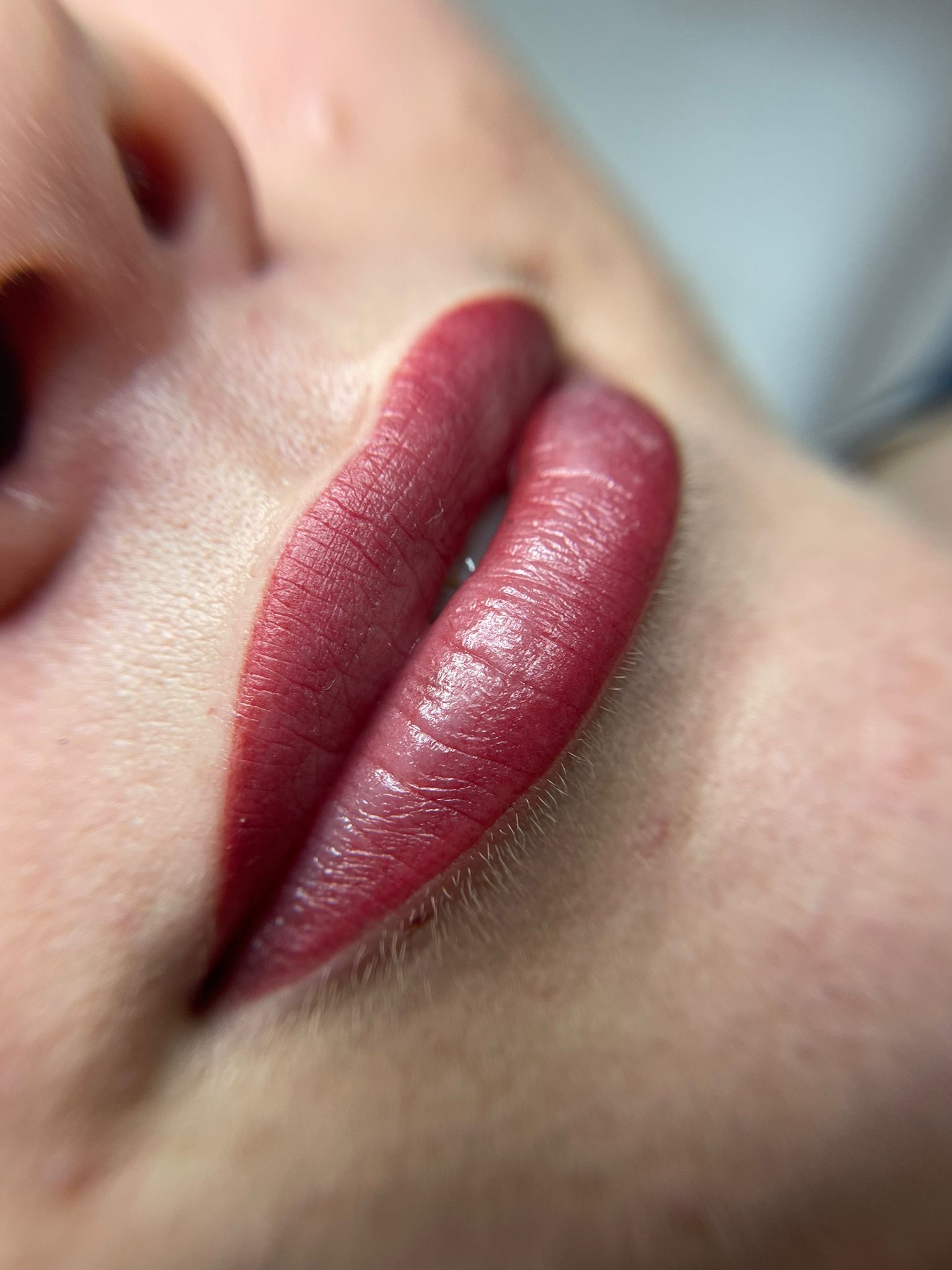 Exemple de maquillage permanent des lèvres